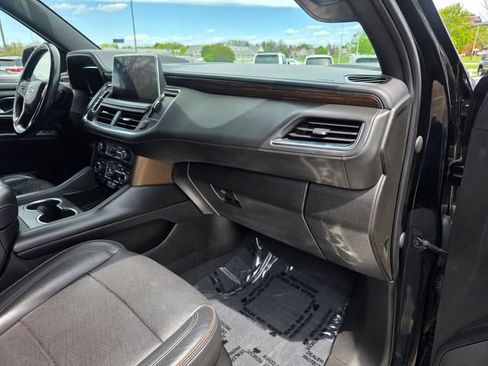 Used 2022 Chevrolet Tahoe High Country AWD/4WD image 9