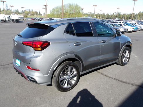 Used 2023 Buick Encore GX Select w/ Sport Touring Package FWD image 5