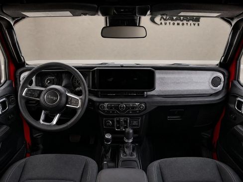 Used 2025 Jeep Wrangler Unlimited Sahara AWD/4WD image 12