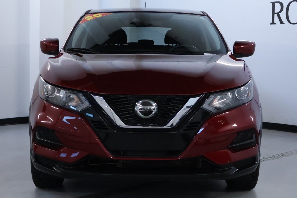 Used 2020 Nissan Rogue Sport S FWD image 2
