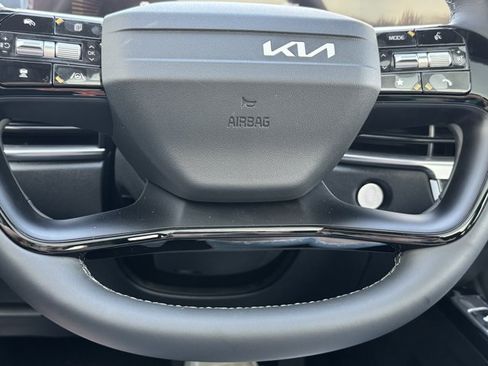 New 2026 Kia Sorento S w/ S Panoramic Sunroof Package FWD image 38