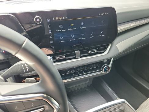Used 2026 Chevrolet Equinox LT FWD image 22