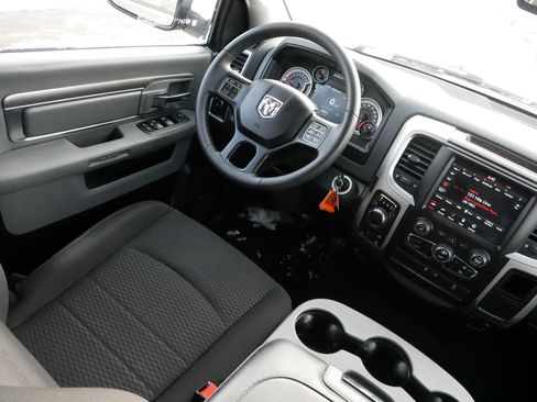 Used 2019 RAM 1500 Classic Warlock w/ Electronics Group image 9