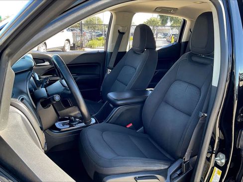 Used 2016 GMC Canyon SLE w/ SLE Convenience Package image 6