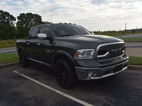 Used 2017 RAM 1500 Limited AWD/4WD image 3