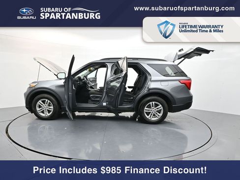 Used 2023 Ford Explorer XLT image 37