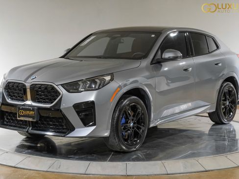 Used 2025 BMW X2 xDrive28i image 8