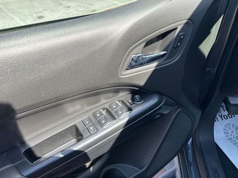 Used 2016 GMC Canyon SLE w/ All Terrain Package image 13