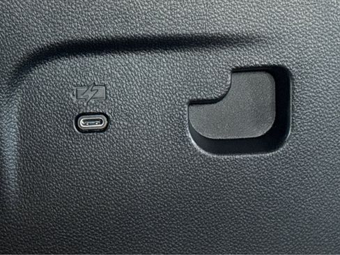 New 2026 Chevrolet Traverse Z71 w/ Enhanced Driving Package image 31