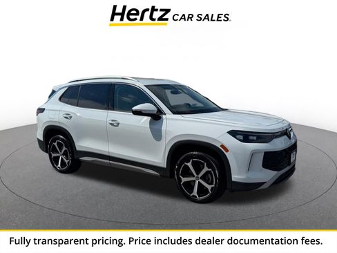 Used 2026 Volkswagen Tiguan SE AWD/4WD image 1