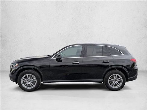 Used 2023 Mercedes-Benz GLC 300 4MATIC image 9
