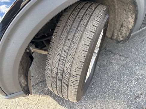 Used 2022 Ford Explorer XLT w/ Class IV Trailer Tow Package image 38