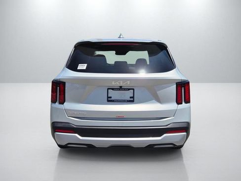 New 2026 Kia Sorento LX FWD image 5
