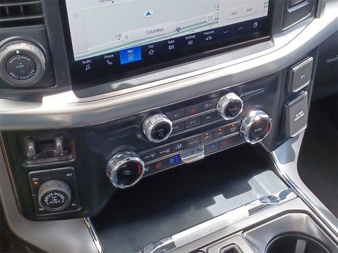 New 2025 Ford F150 Lariat w/ Equipment Group 501A Mid image 13