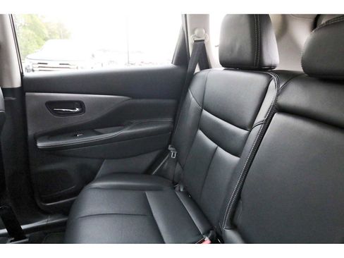 Used 2024 Nissan Murano SL image 9