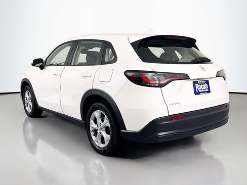 Certified 2023 Honda HR-V LX image 7