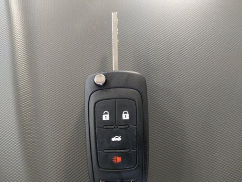 Used 2018 Chevrolet Sonic LS FWD image 32