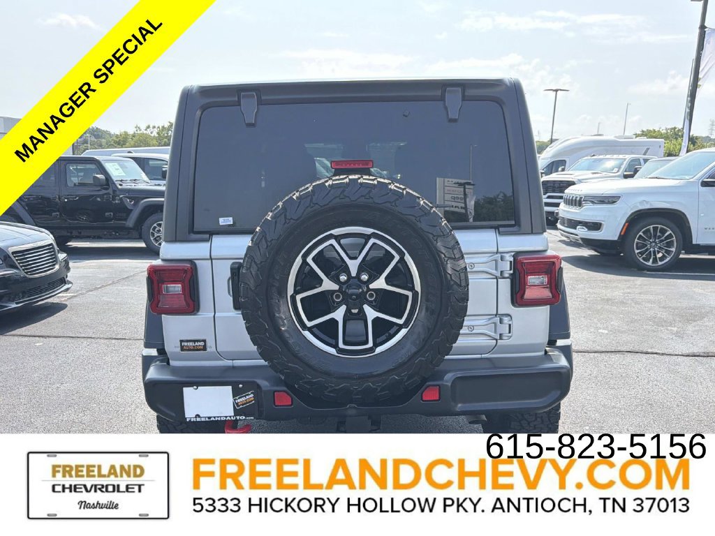 Used 2024 Jeep Wrangler Unlimited Rubicon AWD/4WD image 4