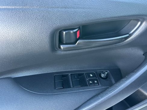 Certified 2025 Toyota Corolla LE image 10