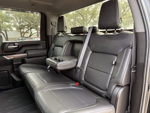 Used 2021 Chevrolet Silverado 2500 LTZ w/ Z71 Off-Road Package image 18