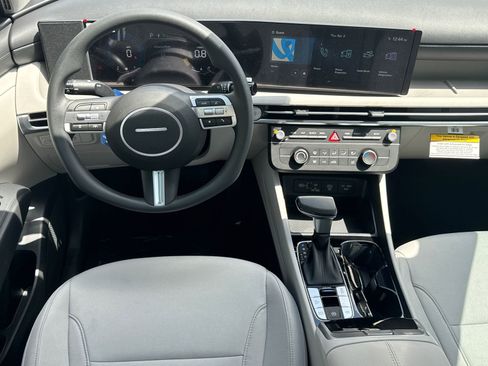 New 2026 Hyundai Tucson SE FWD image 23