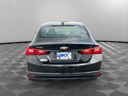 Used 2025 Chevrolet Malibu LT FWD image 3