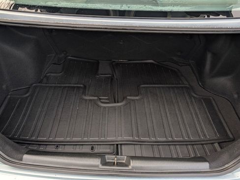 Used 2005 Honda Civic Hybrid Sedan image 20