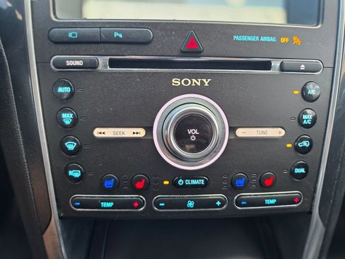 Used 2018 Ford Explorer Sport w/ Equipment Group 401A AWD/4WD image 26