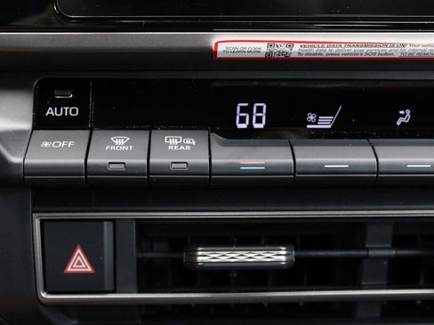 New 2026 Toyota Camry SE FWD image 39