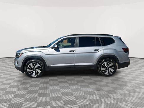 Used 2025 Volkswagen Atlas SE AWD/4WD image 8