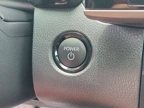 Used 2025 Toyota Camry XSE FWD image 30