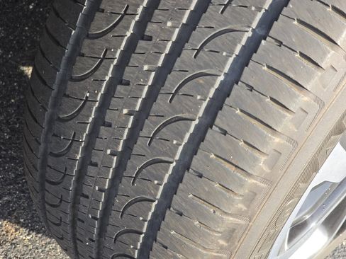 Used 2022 Jeep Compass Limited image 13