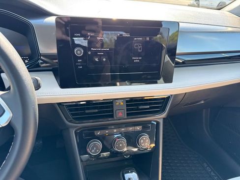 Used 2025 Volkswagen Taos S AWD/4WD image 50