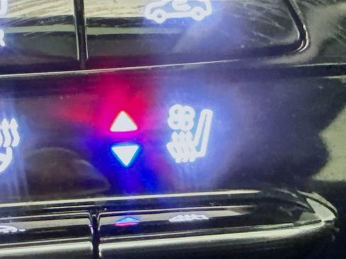 Used 2023 Chevrolet Bolt EUV Premier w/ Sun & Sound Package image 24