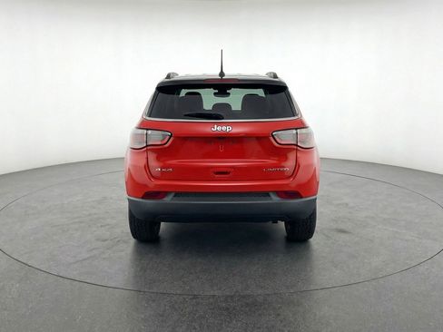 Used 2025 Jeep Compass Trailhawk AWD/4WD image 7