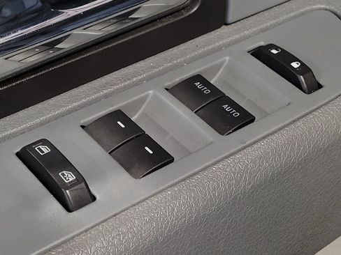 Used 2014 Ford F150 XLT w/ Equipment Group 302A Luxury image 27