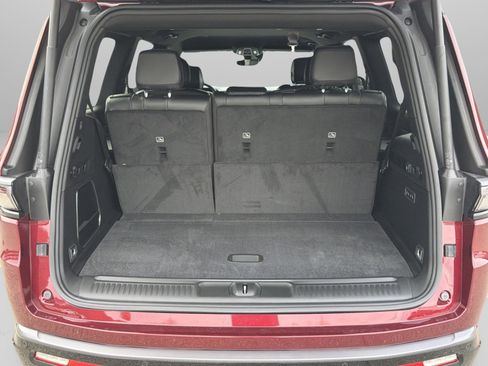 New 2026 Jeep Grand Wagoneer Limited AWD/4WD image 26