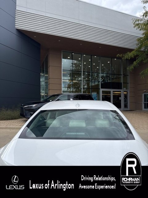 Used 2025 Lexus ES 350 w/ Premium Package FWD image 6