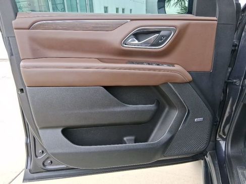 Used 2023 Chevrolet Tahoe High Country w/ LPO, Illumination Package image 12