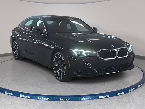 Used 2026 BMW 330i Sedan w/ Convenience Package RWD image 3