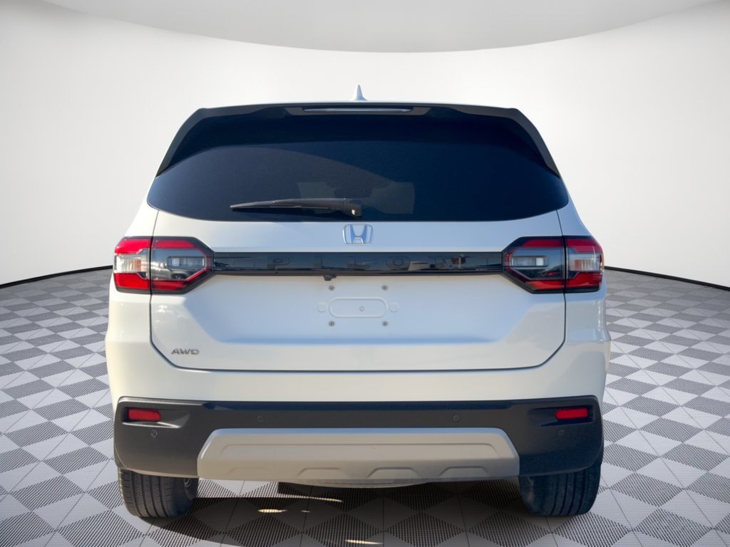 Used 2025 Honda Pilot EX-L image 11