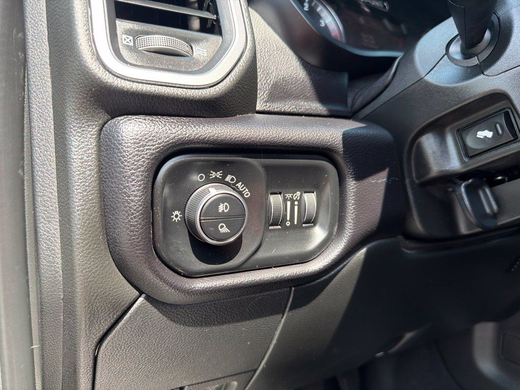 Used 2022 RAM 3500 Laramie w/ Night Edition AWD/4WD image 18