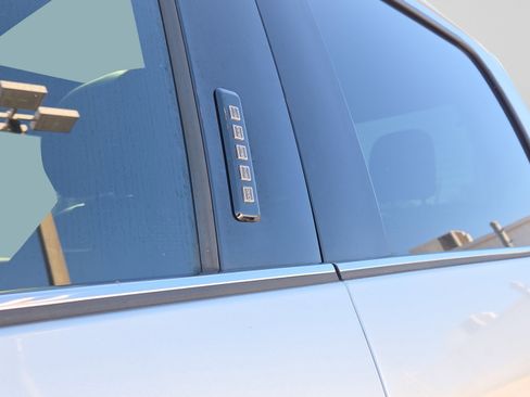 Used 2019 Ford F250 Platinum w/ Platinum Ultimate Package image 18