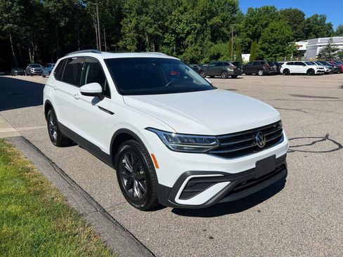 Certified 2022 Volkswagen Tiguan SE AWD/4WD image 8