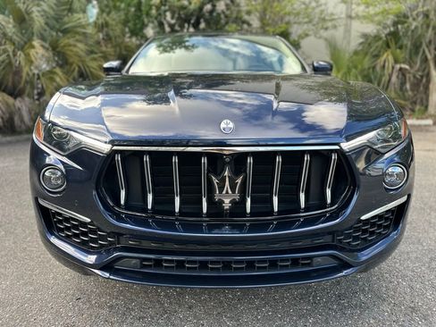 Used 2022 Maserati Levante GT AWD/4WD image 3