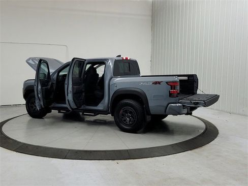 New 2026 Nissan Frontier PRO-4X w/ Pro-4x Convenience Package image 13