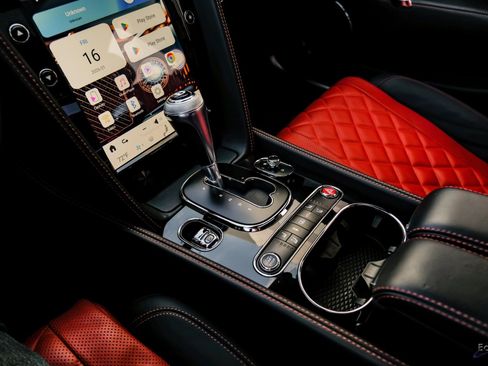 Used 2018 Bentley Flying Spur S V8 image 63