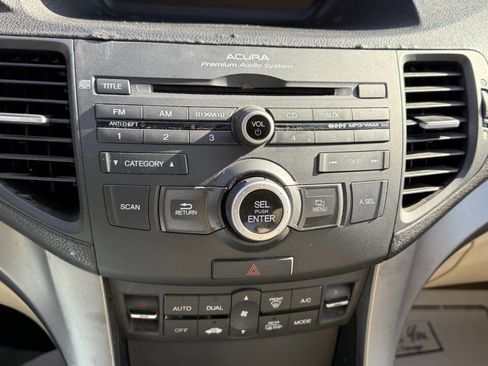 Used 2010 Acura TSX Sedan image 13