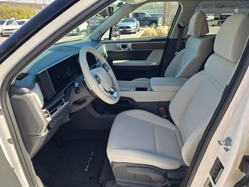 New 2026 Hyundai Santa Fe SE image 12