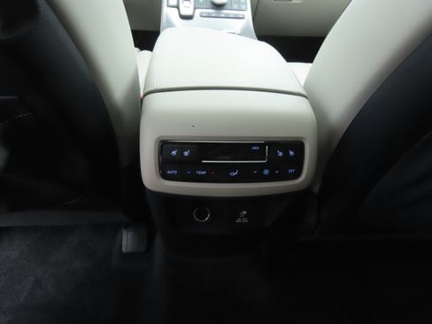 Used 2025 Hyundai Palisade Calligraphy FWD image 23